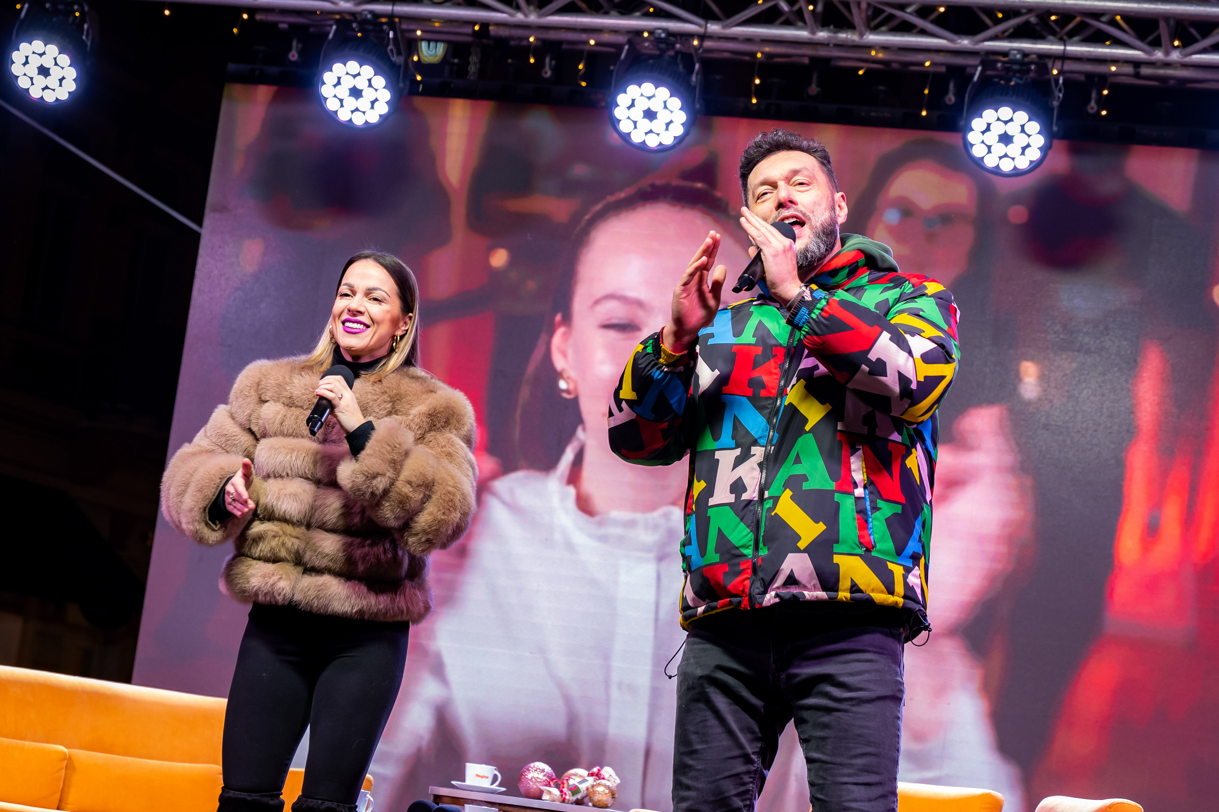 VIANOCNA TELEVIZNA REGINA-6